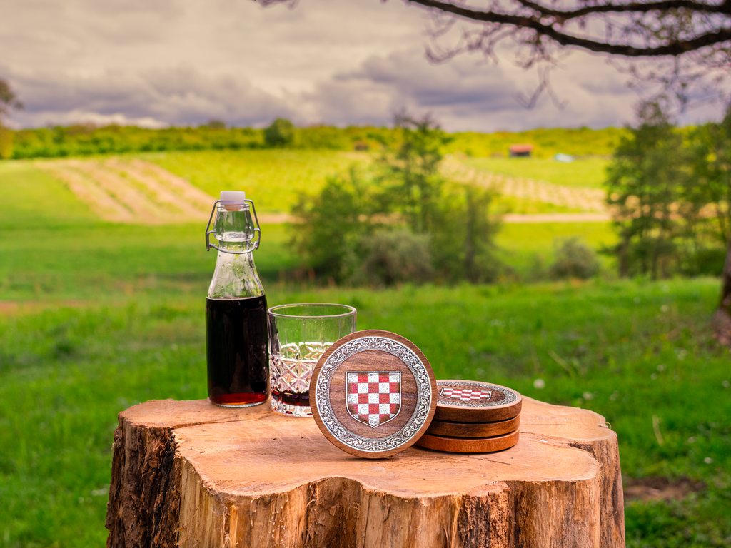 Croatian Coat of Arms – One-Colour Painted Coaster Set