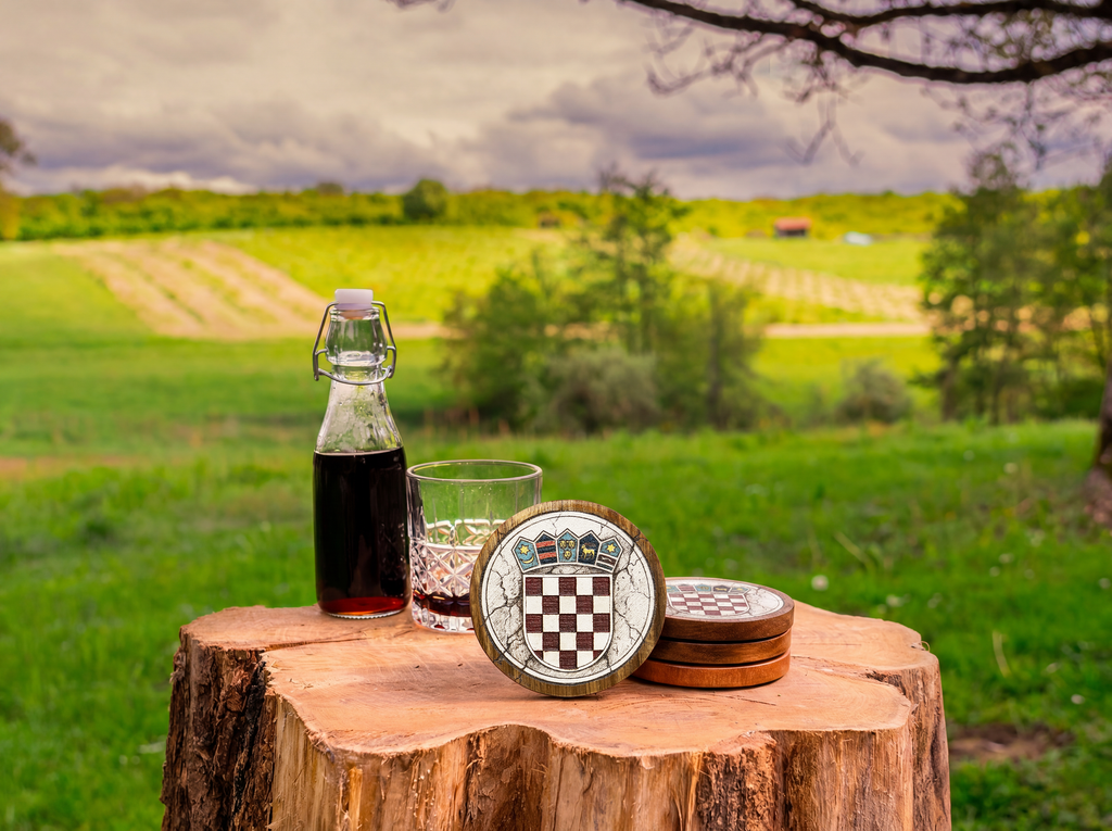 Croatian Coat of Arms – Full-Colour Hand-Painted Coaster Set