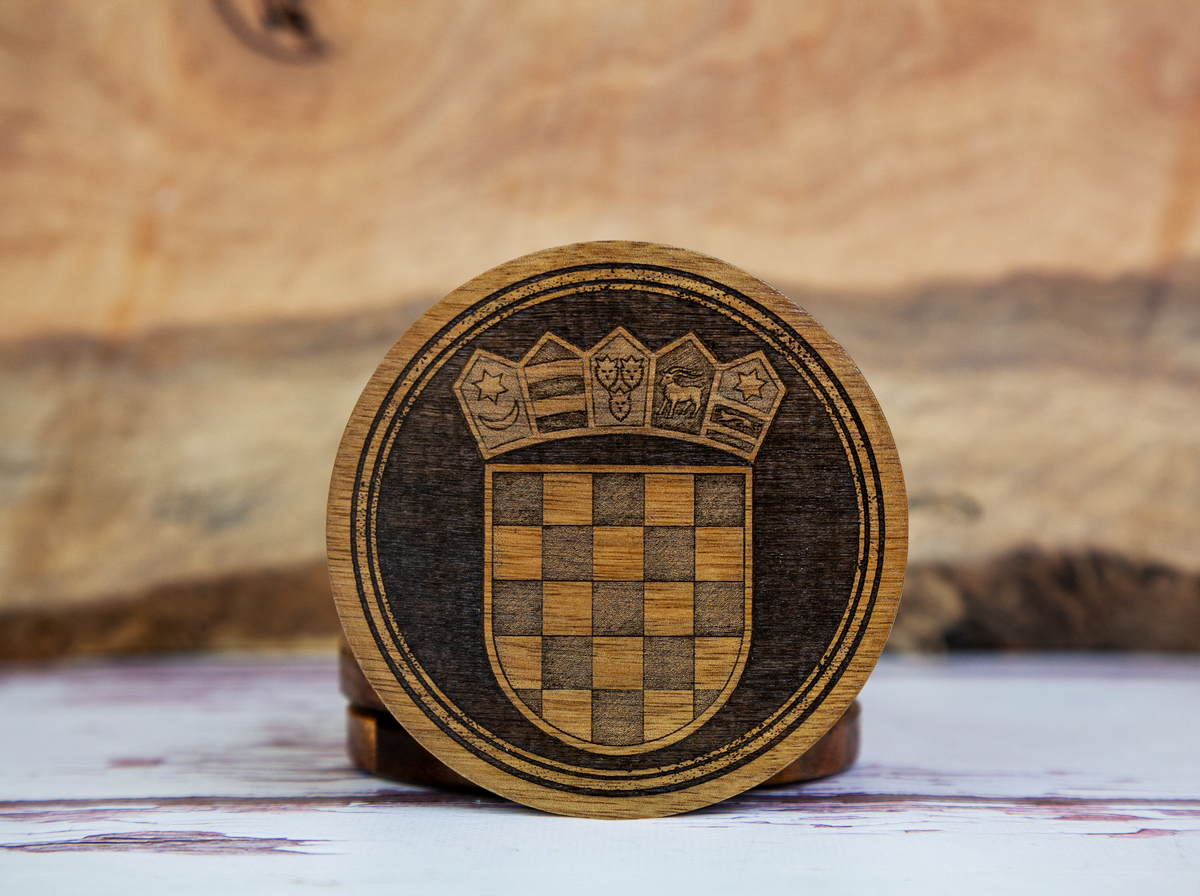 Croatian Coat of Arms – Natural Engraved Coaster Set