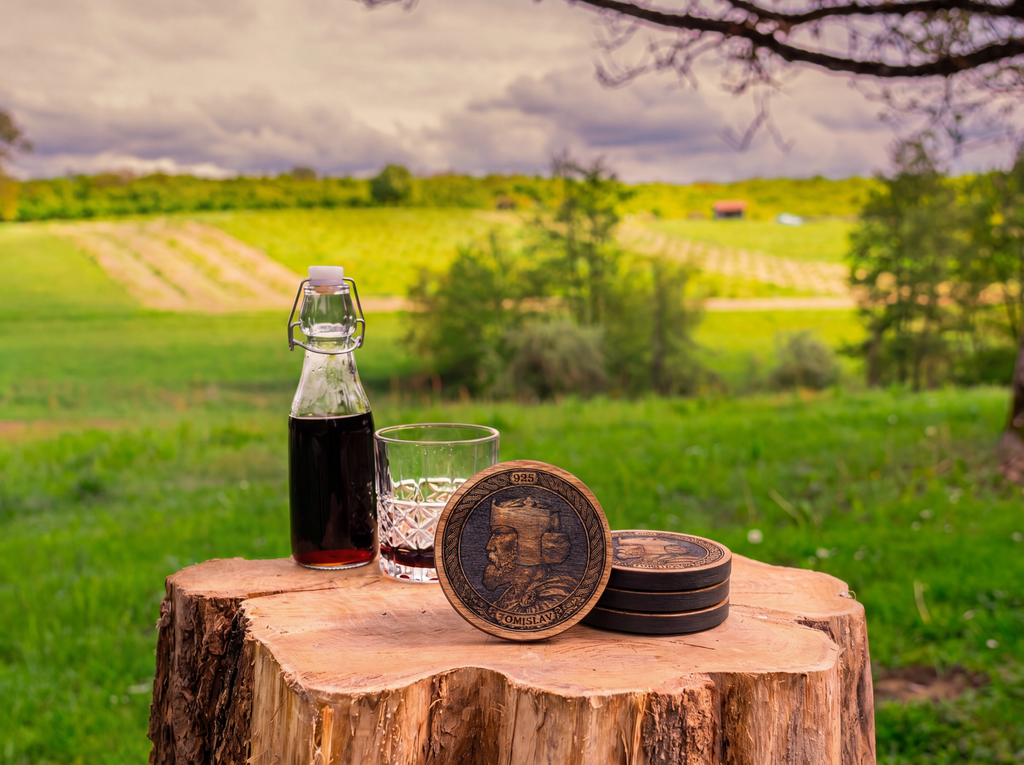 King Tomislav – Acacia Wood Coaster Set